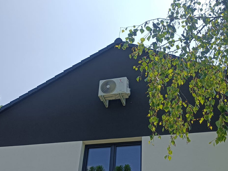 Instalacja klimatyzatora w domku jednorodzinnym w Olsztynie